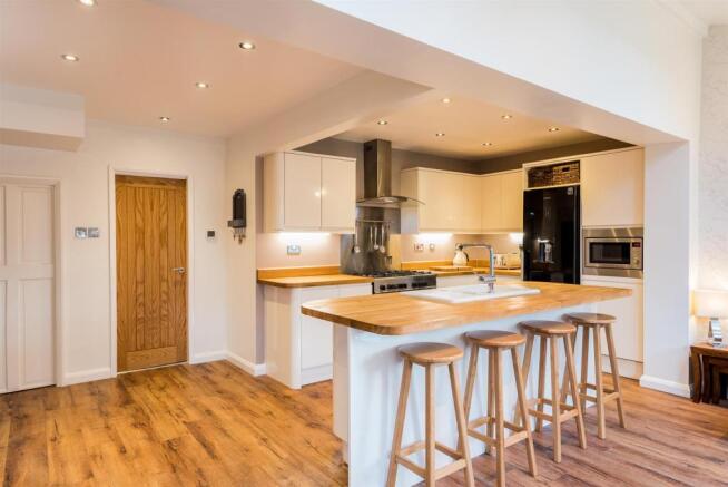 Kitchen/Diner/Family Room