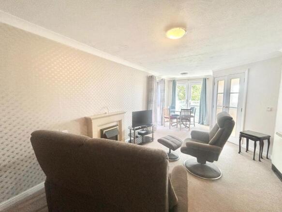 1 bed Flat for sale Image 8