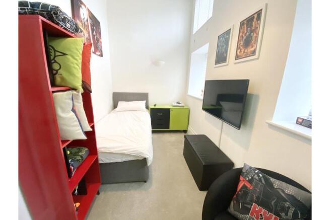 Bedroom Three/Study