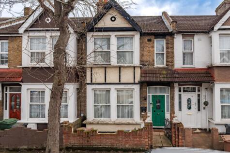 Leonard Road, Chingford, E4