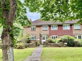 Flat B, 25 Ratton Court, Ratton Drive, Eastbourne BN20 9BS