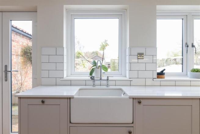 White Cottages 2-Kitchen C.jpg