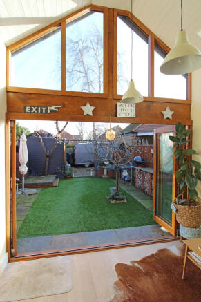 Photo 14