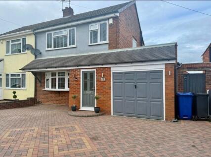 Queens Crescent, Hurst Hill, Coseley