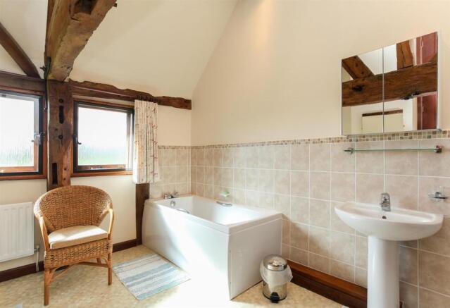 Bathroom Reverse Ang
