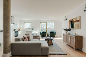 23, Sidings Apartments, East Churchfield Road, Acton W3 7QF