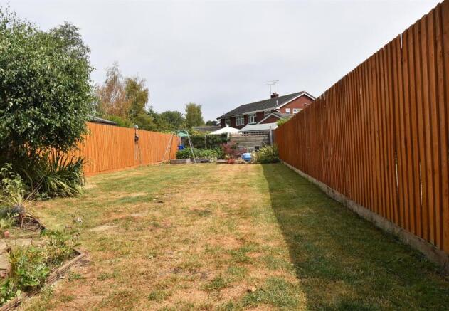 GARDEN2.jpg