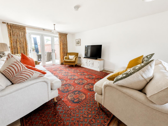 40 Red Clover Road - Lounge 2.png
