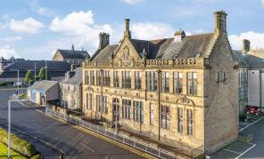 7, Carnegie Apartments, Carnegie Drive, Dunfermline KY12 7AE