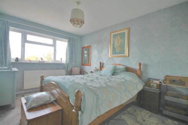 Bed1.JPG