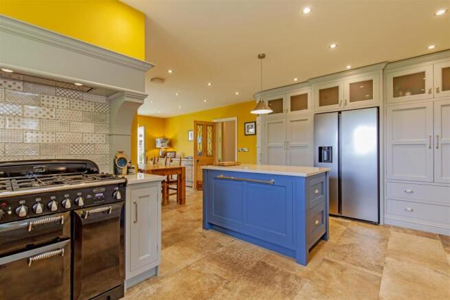 Kitchen-5.jpg