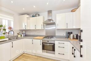 39, Shipwrights Close, Emsworth PO10 7FE