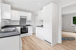 1, Sackville Gardens, East Grinstead RH19 2AH