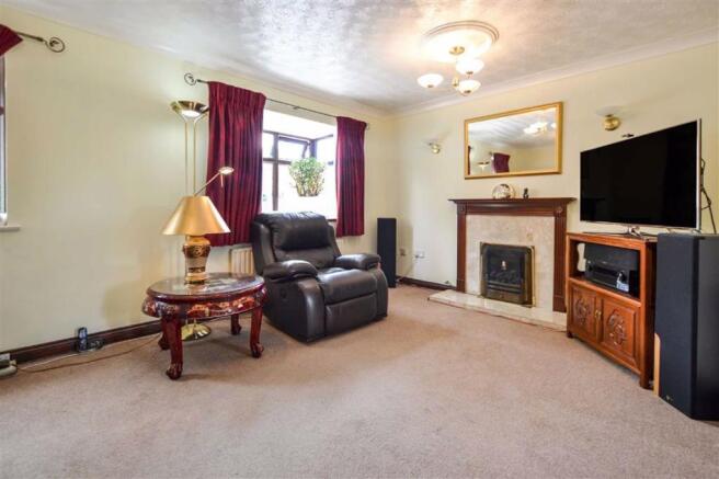 SITTING ROOM