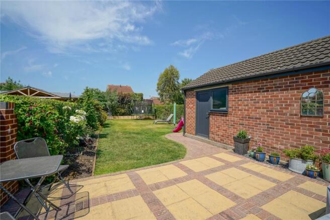 3 bed Semi-Detached for sale Image 4