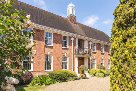 Belvedere Court, High Street, Hoddesdon
