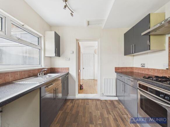 3 bed Semi-Detached for sale Image 8