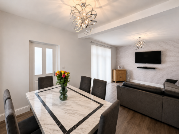 Orchard Way, Ormesby photo 4