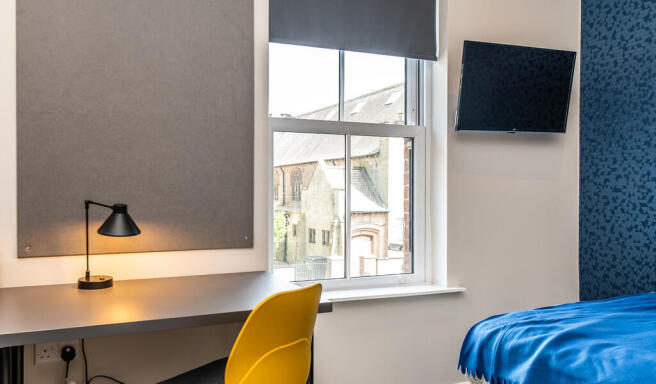 The Maze apt 6-00...