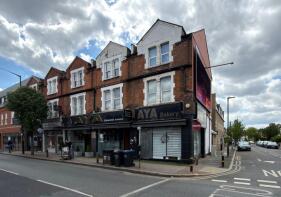 Flat 2, 195 197, Merton Road, South Wimbledon, London SW19 1EE