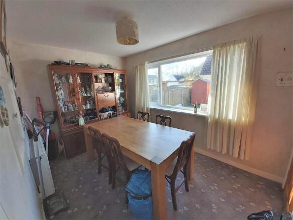 Dining/Bedroom 3