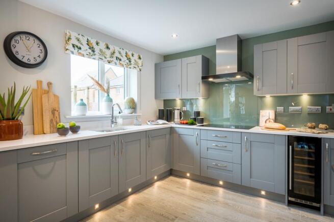 4 bed Detached for sale Image 4