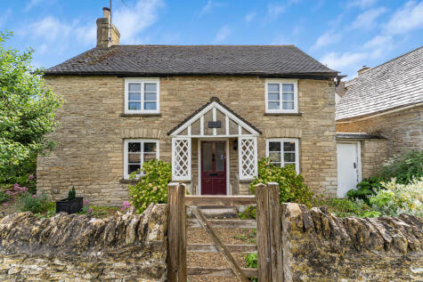 Main Street, Clanfield, Oxfordshire