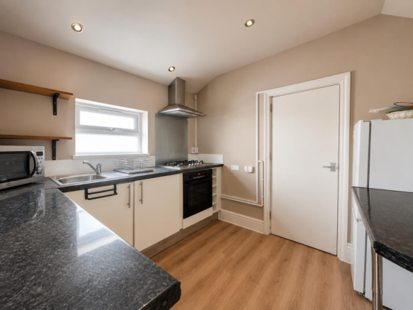 kitchen 3.png