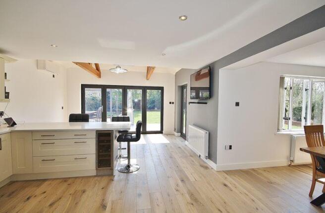 Kitchen/Breakf...