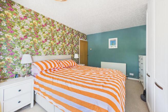 3 bed Semi-Detached for sale Image 10