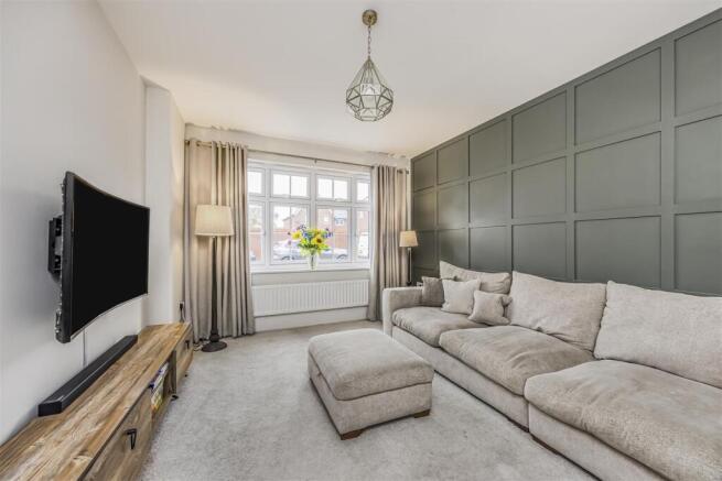 2 Birkbeck Close, Waterlooville-PorticoMarketing-S