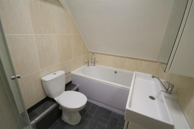 CWH Bathroom ii.JPG