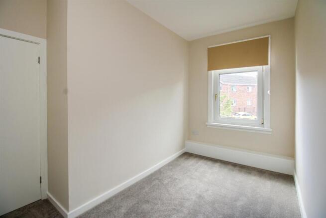 2 bed Terraced for sale Image 8