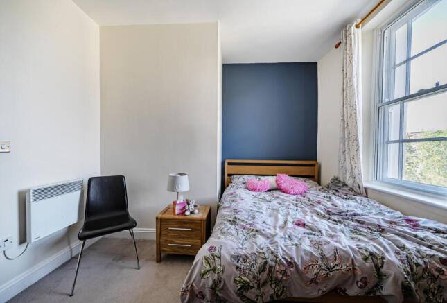 1354383-3-68c2d6b...