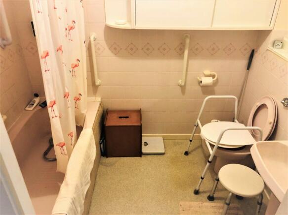 Photo 10