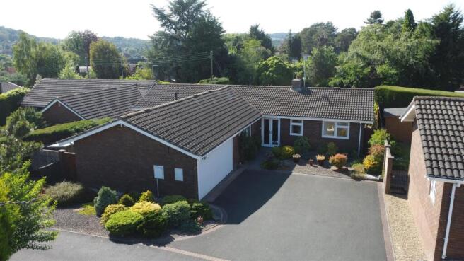 Dunsley Drive Kinver 1.jpg
