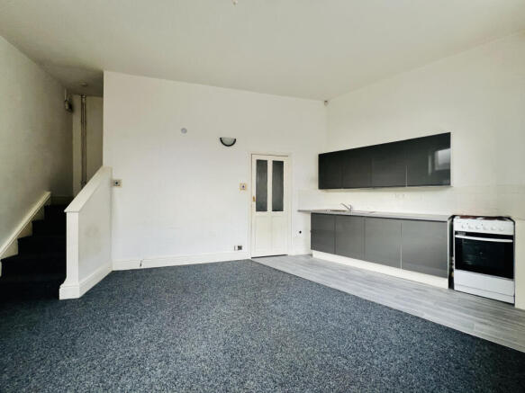3 bed Block of Apartments for sale Image 5