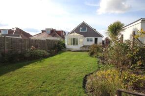 8, Insley Crescent, Broadstone BH18 9EA