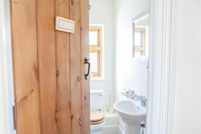 49_orchard_lane_wc.j
