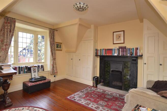Double Bedroom 5