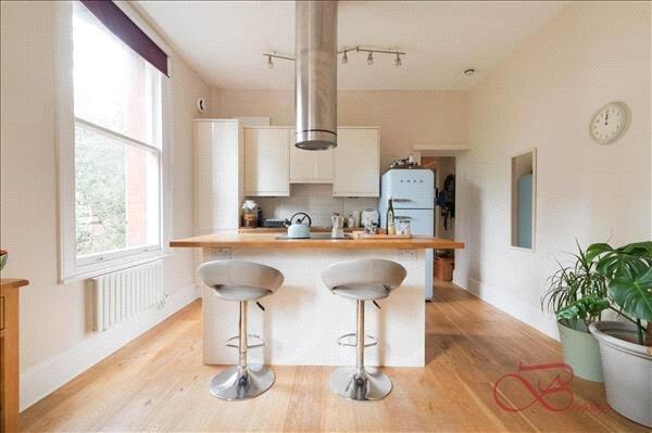 Arterberry Road, London, SW20 photo 4