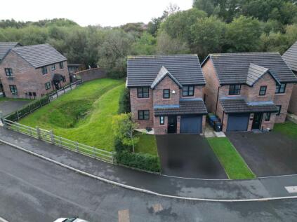 Hilldale, Ashton-In-Makerfield, WN4