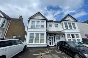 Flat 4, 23 25 Nander Court, Ambleside Drive, Southend-on-sea SS1 2UT