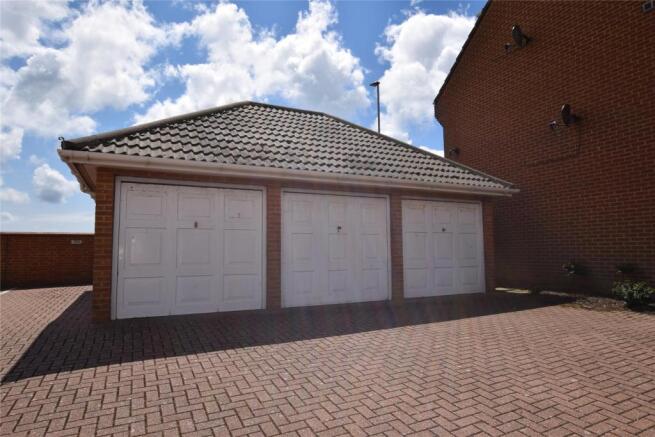 Single Garage en bloc