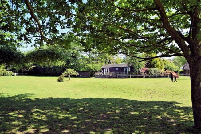 Stable Annexe