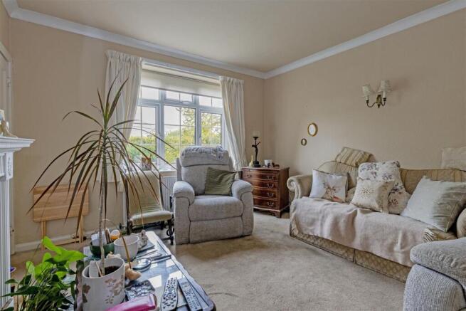 Reception Room-3.jpg
