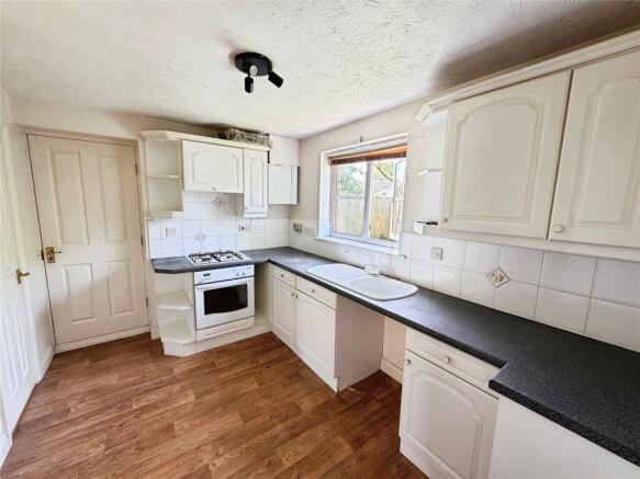 3 bed Detached for sale Image 6
