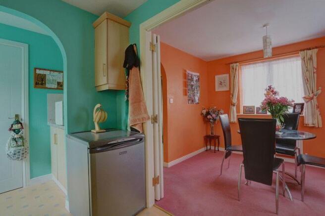 Kitchen to din...