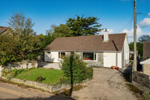 Lilstan, Bunkers Hill, Hayle TR27 6AG