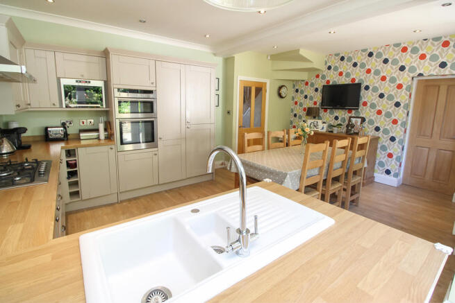 Kitchen Diner